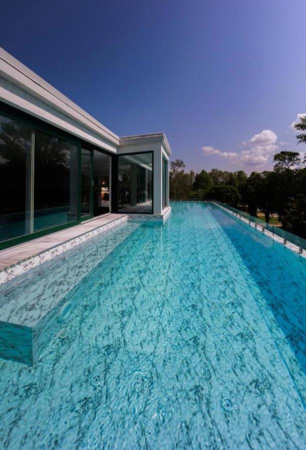 Villa Bauhaus Labi Garden Wellness Apartman Siofok Bagian luar foto