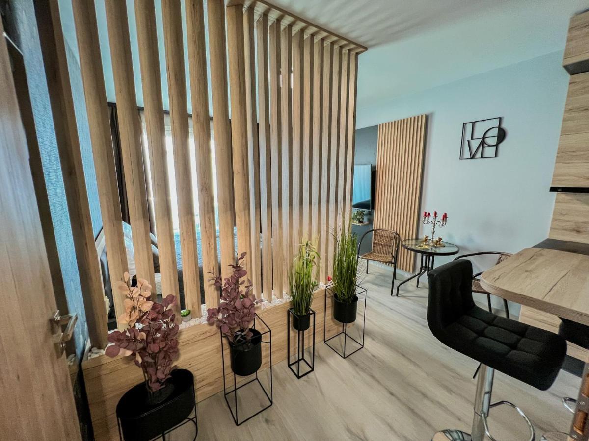 Villa Bauhaus Labi Garden Wellness Apartman Siofok Bagian luar foto