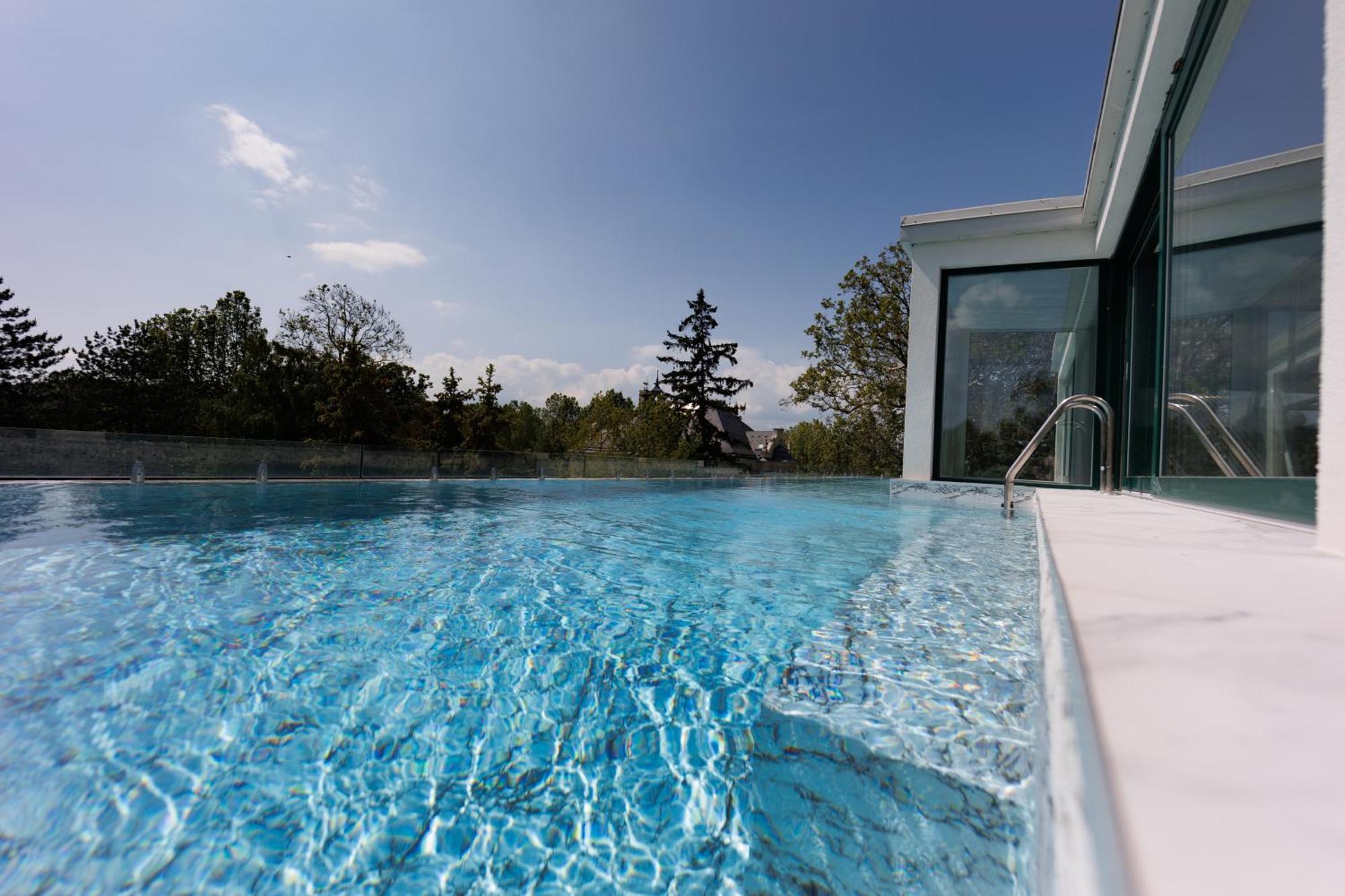 Villa Bauhaus Labi Garden Wellness Apartman Siofok Bagian luar foto